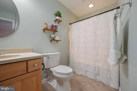 Bath - 128 Granite Way, Dover, DE 19901 photo 1 of 1