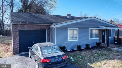 7429 Bayside Dr, Dover, DE 19901 photo 2