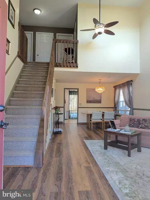 Entry Way - 217 Millcreek Dr, Dover, DE 19904 photo 5 of 9