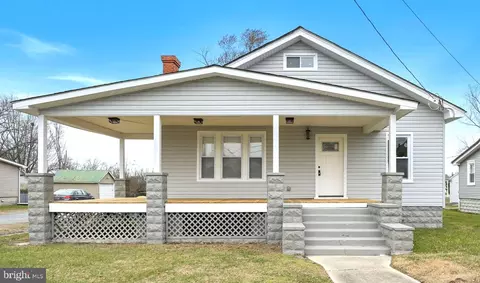 40 Clark St, Harrington, DE 19952 photo 1