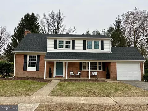 552 Westwood Dr, Dover, DE 19904