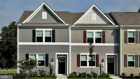 206 Ann Moore St, Dover, DE 19904