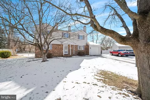 Exterior - 19 Squire Cir, Dover, DE 19901 photo 2 of 8