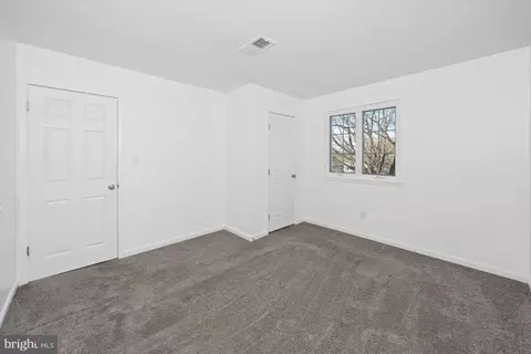 Bedroom - 19 Squire Cir, Dover, DE 19901 photo 2 of 5