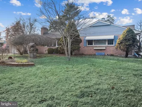 Exterior - 1664 N Taylor Dr, Dover, DE 19901 photo 5 of 5