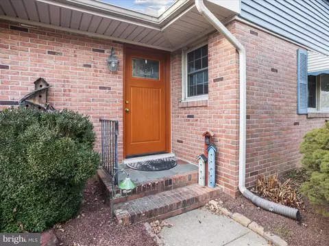 Entry Way - 1664 N Taylor Dr, Dover, DE 19901 photo 1 of 3