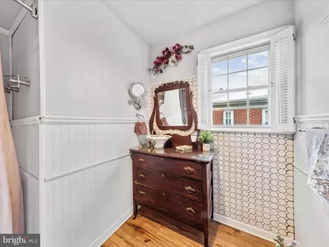 Bath - 1664 N Taylor Dr, Dover, DE 19901 photo 3 of 4