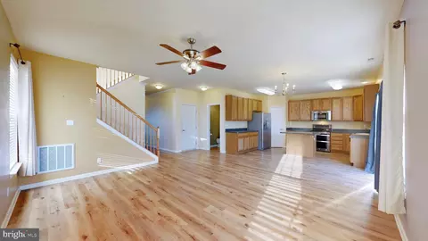Entry Way - 11 Mer Way, Dover, DE 19901 photo 3 of 12