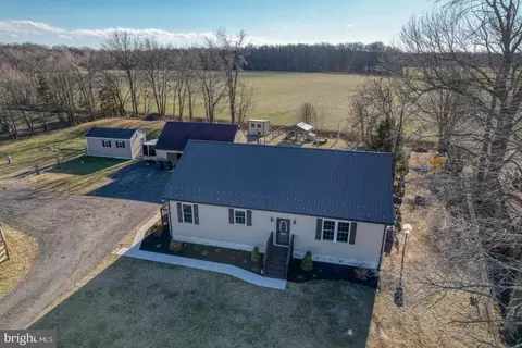 2946 Bryants Corner Rd, Hartly, DE 19953