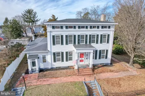 206 N Walnut St, Milford, DE 19963