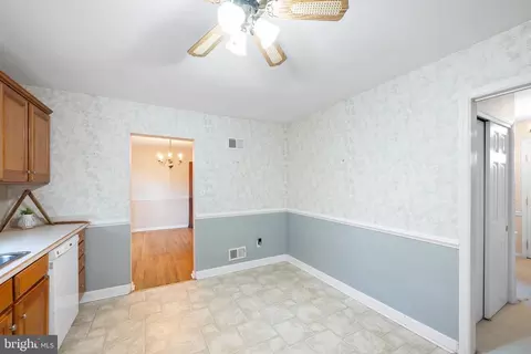 216 Winterberry Dr, Dover, DE 19904 photo 14
