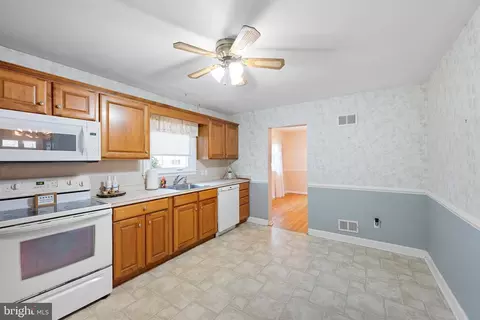 216 Winterberry Dr, Dover, DE 19904 photo 13
