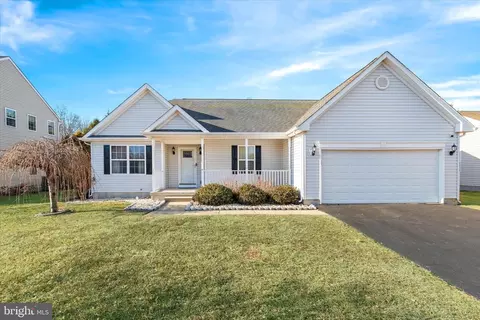 76 Hoffeckers Mill Dr, Smyrna, DE 19977