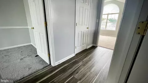 Entry Way - 60 Raphael Rd, Smyrna, DE 19977 photo 5 of 11