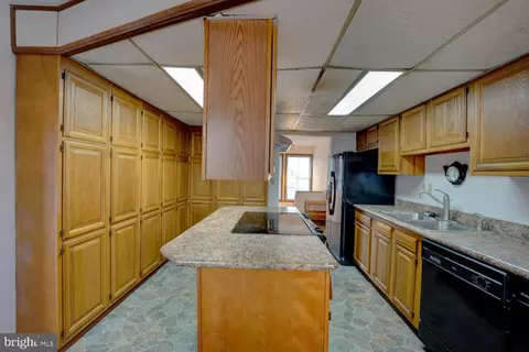 Kitchen - 338 Blue Heron Rd, Dover, DE 19904 photo 5 of 5