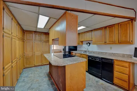 Kitchen - 338 Blue Heron Rd, Dover, DE 19904 photo 1 of 5