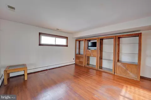 Living - 338 Blue Heron Rd, Dover, DE 19904 photo 8 of 12