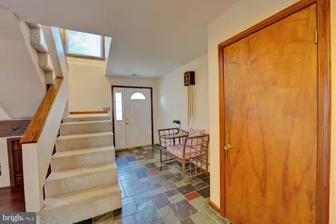 Entry Way - 338 Blue Heron Rd, Dover, DE 19904 photo 3 of 9