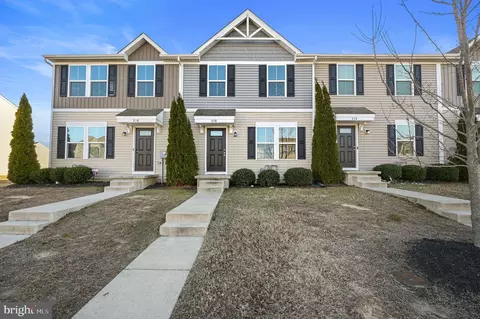 216 Nob Hill Rd, Dover, DE 19901