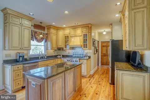 Kitchen - 267 Troon Rd, Dover, DE 19904 photo 2 of 6