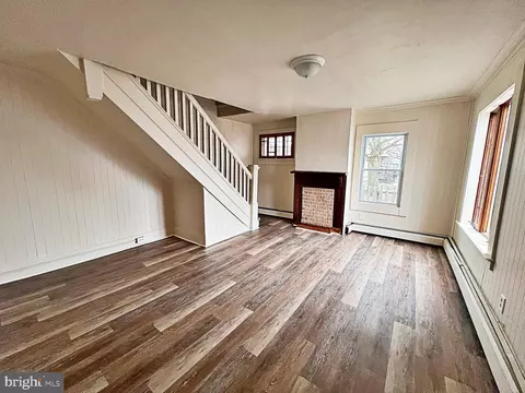Living - 210 Hanley St, Harrington, DE 19952 photo 1 of 5