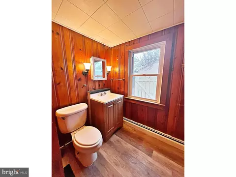 Bath - 210 Hanley St, Harrington, DE 19952 photo 1 of 2