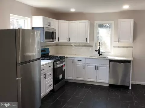 Kitchen - 124 Greenhill Ave, Dover, DE 19901 photo 1 of 4