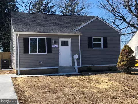 Exterior - 124 Greenhill Ave, Dover, DE 19901 photo 3 of 3