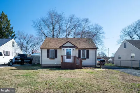 137 N Halsey Rd, Dover, DE 19901