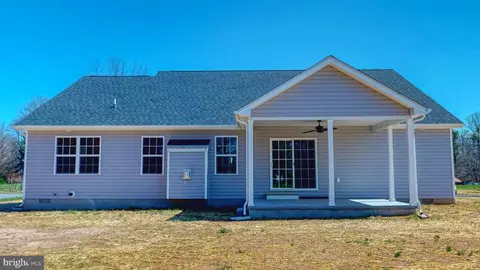 683 W Evens Rd, Felton, DE 19943 photo 2
