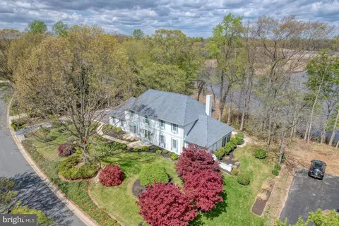 2001 Windswept Dr, Dover, DE 19901