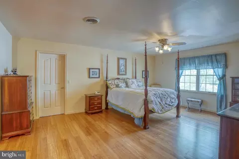 Bedroom - 2001 Windswept Dr, Dover, DE 19901 photo 9 of 9