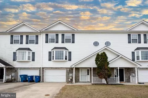18 Filbert Dr, Camden Wyoming, DE 19934