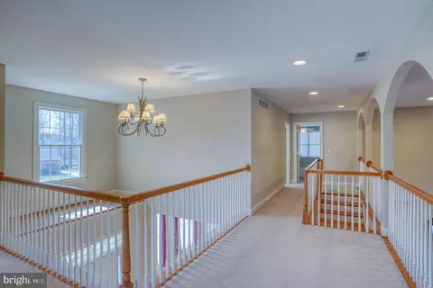 Entry Way - 634 Brookfield Dr, Dover, DE 19901 photo 5 of 9