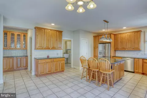 Kitchen - 634 Brookfield Dr, Dover, DE 19901 photo 7 of 7