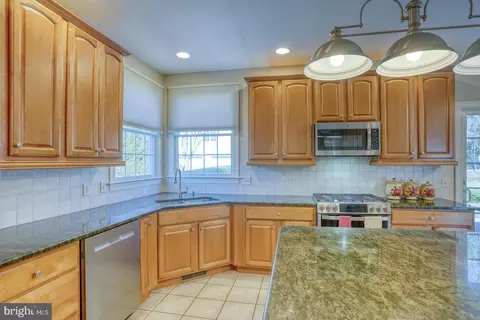Kitchen - 634 Brookfield Dr, Dover, DE 19901 photo 3 of 7