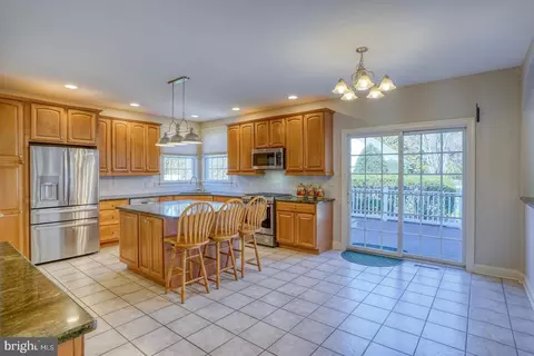 Kitchen - 634 Brookfield Dr, Dover, DE 19901 photo 5 of 7