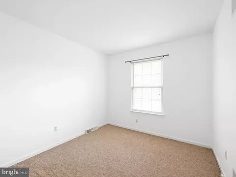 Bedroom - 35 Periwinkle Ct, Dover, DE 19904 photo 2 of 6