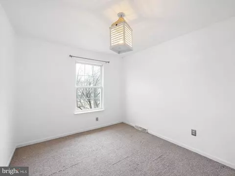 Bedroom - 35 Periwinkle Ct, Dover, DE 19904 photo 4 of 6