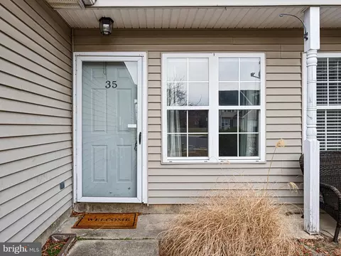 Exterior - 35 Periwinkle Ct, Dover, DE 19904 photo 2 of 5
