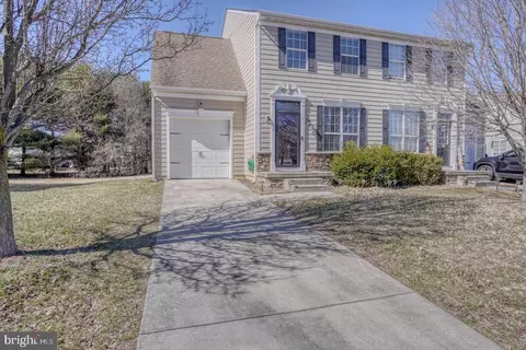 Exterior - 172 Lexington Pl, Dover, DE 19901 photo 2 of 2