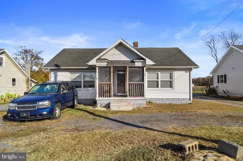 986 Bay Rd, Milford, DE 19963