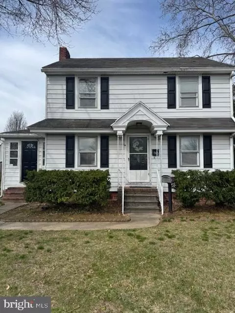 906 S State St, Dover, DE 19901