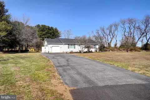 1527 Woodyard Rd, Harrington, DE 19952