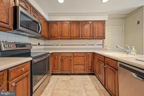 Kitchen - 148 Burning Tree Rd, Dover, DE 19904 photo 2 of 3