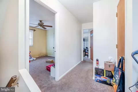 Entry Way - 6 W Bradys Ln, Dover, DE 19901 photo 6 of 7