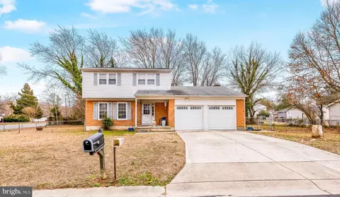 6 W Bradys Ln, Dover, DE 19901