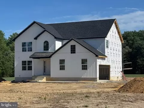 661 W Evens Rd, Felton, DE 19943