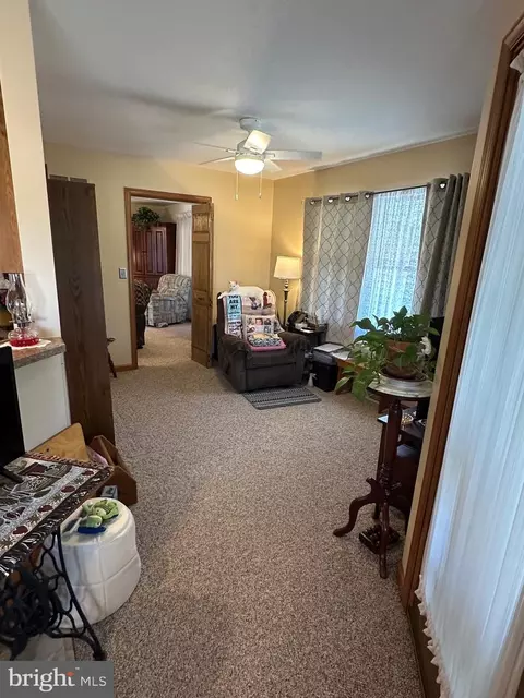 Entry Way - 14 Weez Ct, Dover, DE 19901 photo 2 of 3