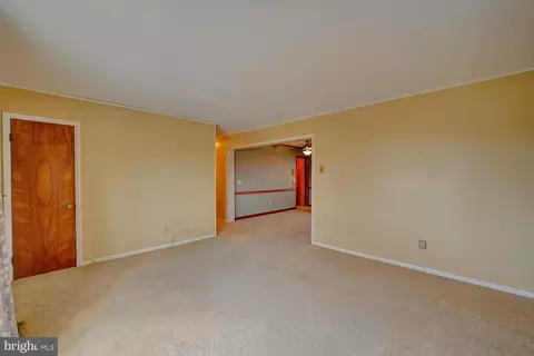 460 Silver Leaf Ln, Dover, DE 19901 photo 9